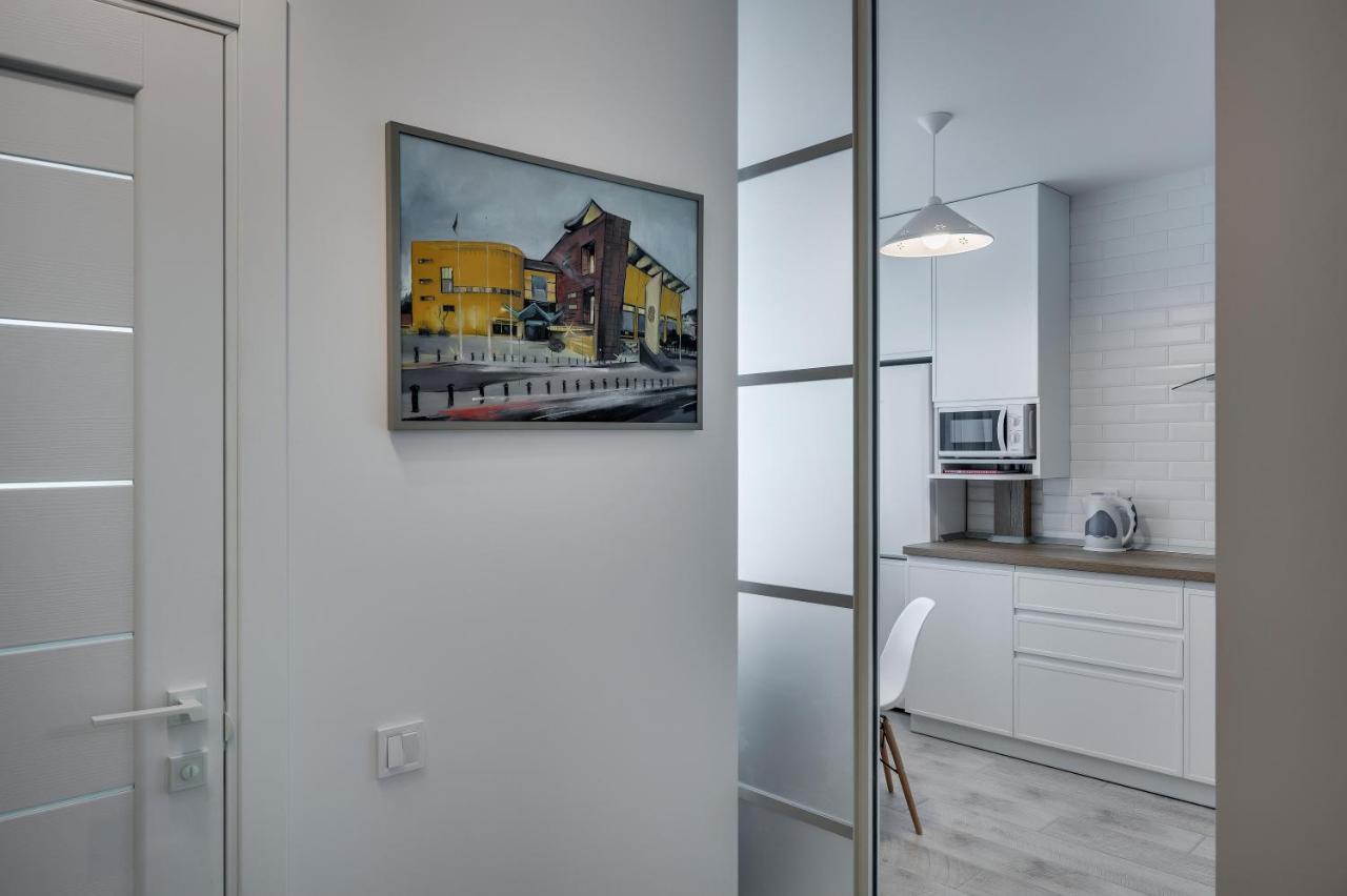 White Apartment Scandinavian Style Zaporizhia ภายนอก รูปภาพ